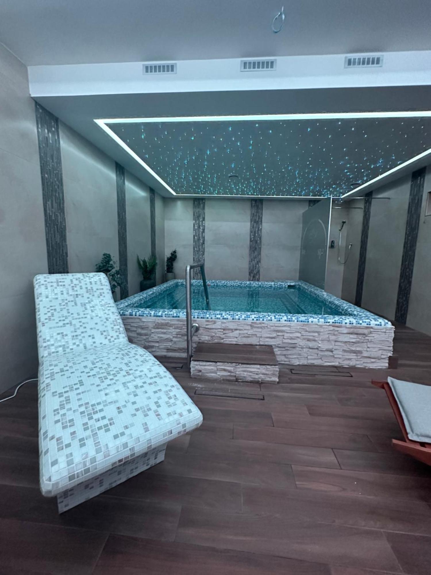 Five Apartments Indija 외부 사진