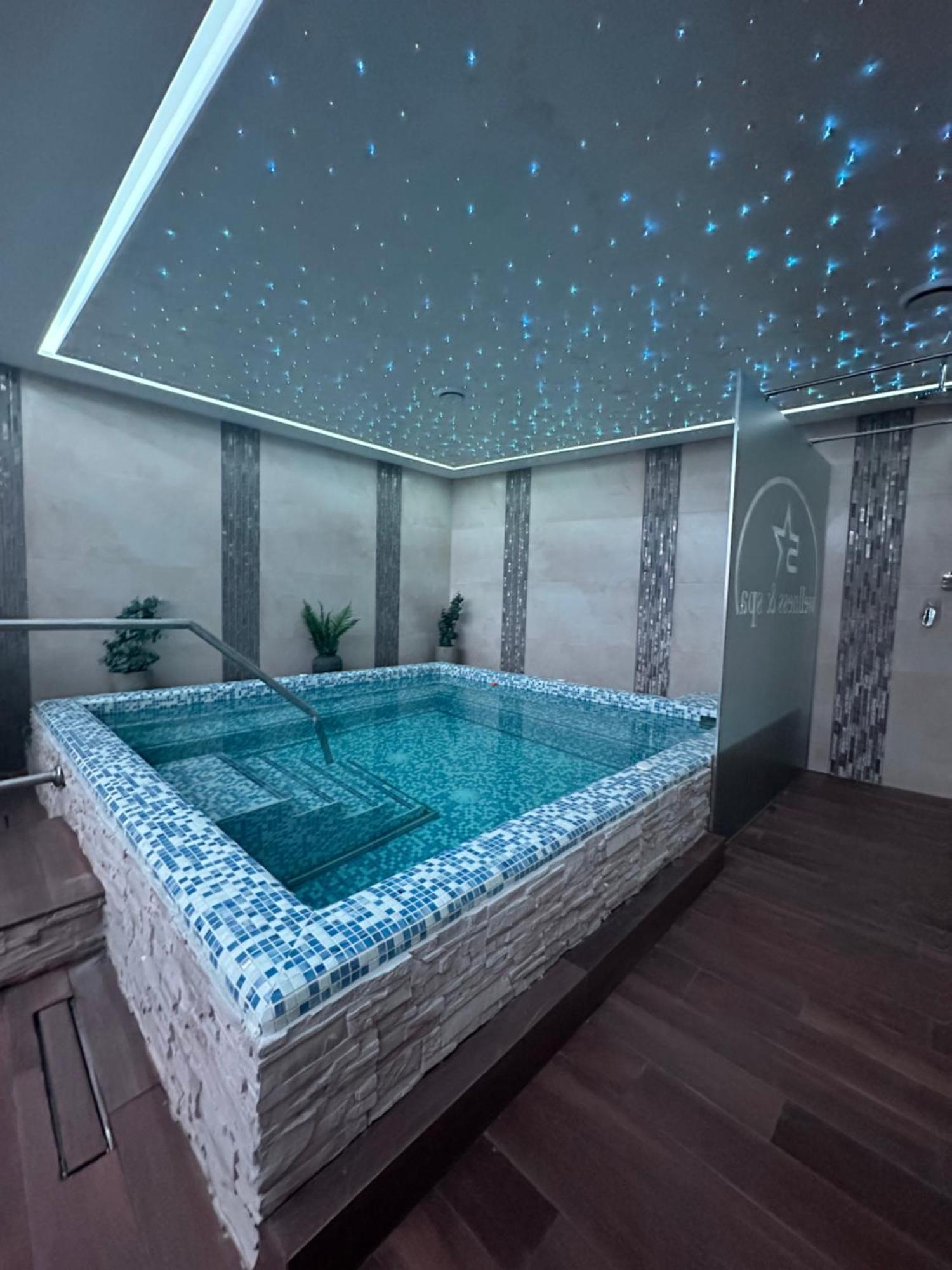 Five Apartments Indija 외부 사진