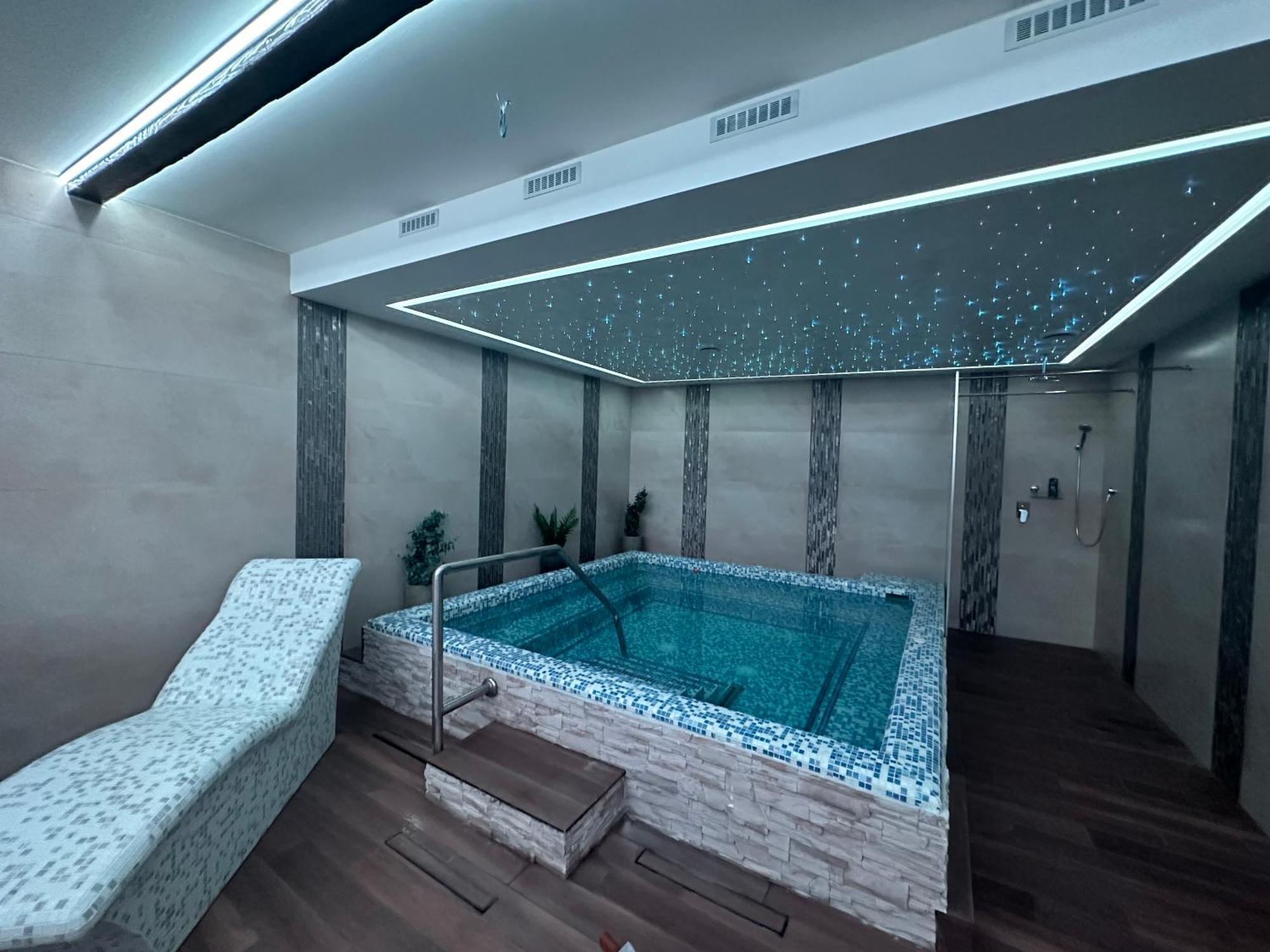 Five Apartments Indija 외부 사진