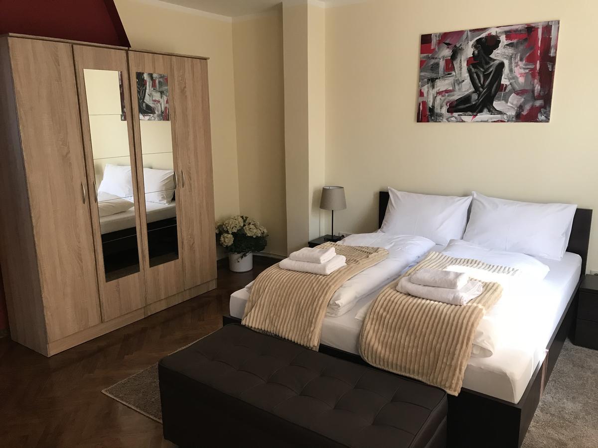 Five Apartments Indija 외부 사진