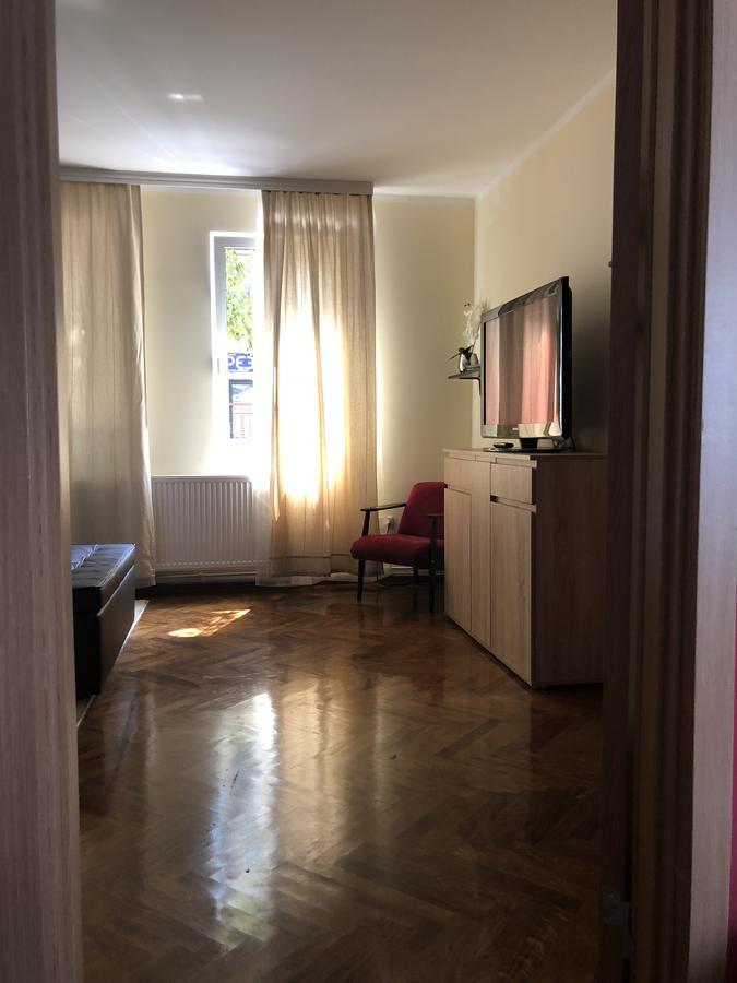 Five Apartments Indija 외부 사진